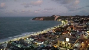 Ponta Negra - Flat vista p/ mar. Excelente local.